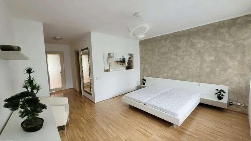 Prodej bytu 3+kk, Praha - Karlín, Rohanské nábřeží, 134 m2