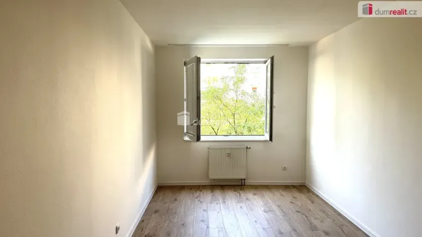 Pronájem bytu 2+kk, Praha - Vysočany, bratří Dohalských, 60 m2