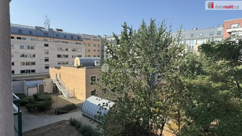 Pronájem bytu 2+kk, Praha - Vysočany, bratří Dohalských, 60 m2