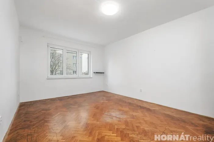 Pronájem bytu 2+1, Praha - Vršovice, Karpatská, 56 m2