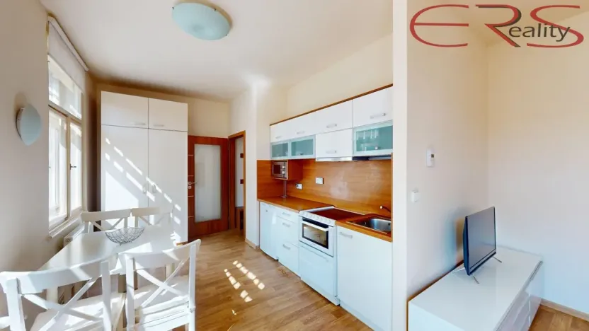 Pronájem bytu 2+kk, Jablonec nad Nisou, Máchova, 38 m2