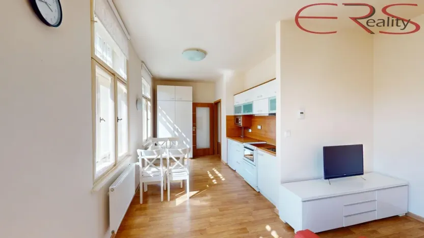 Pronájem bytu 2+kk, Jablonec nad Nisou, Máchova, 38 m2