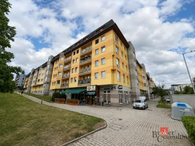 Pronájem bytu 4+kk, Praha - Hlubočepy, Voskovcova, 179 m2