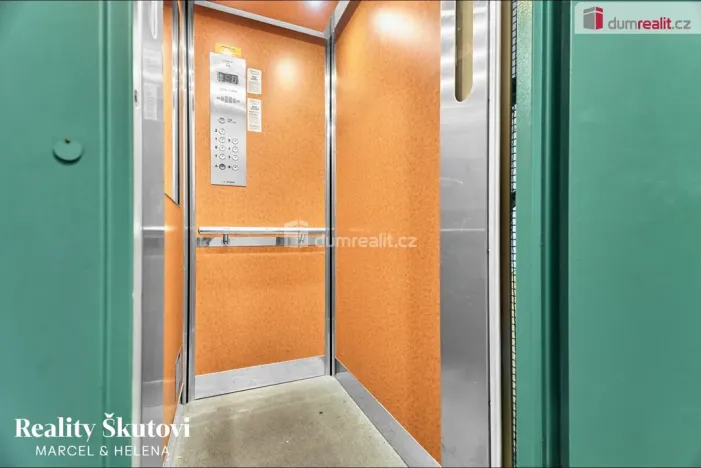 Prodej bytu 3+1, Ústí nad Labem, Peškova, 65 m2
