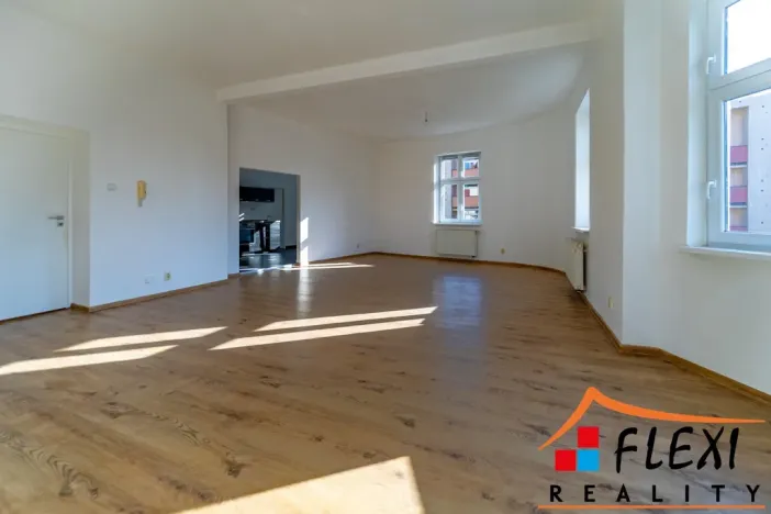 Pronájem bytu 2+1, Ostrava, Korunní, 105 m2