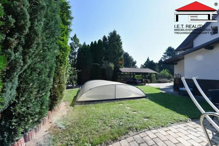 Prodej apartmánu, Orlová - Poruba, Dělnická, 255 m2