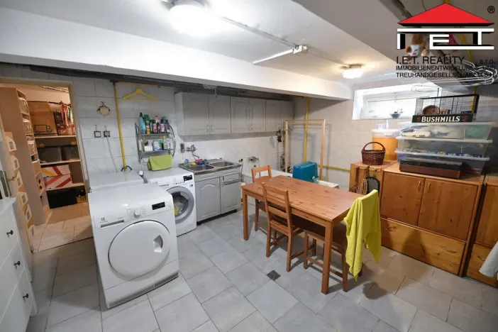 Prodej apartmánu, Orlová - Poruba, Dělnická, 255 m2
