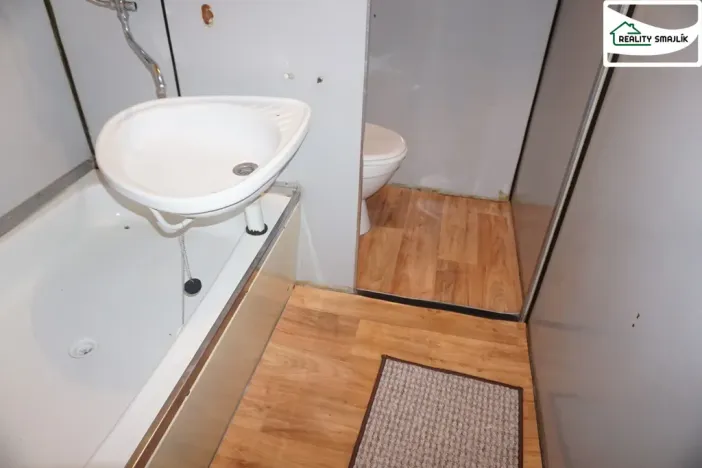 Pronájem bytu 1+1, Cheb, Valdštejnova, 35 m2