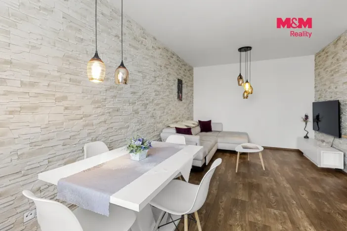 Prodej bytu 2+kk, Seč, Sídl. 9. května, 43 m2