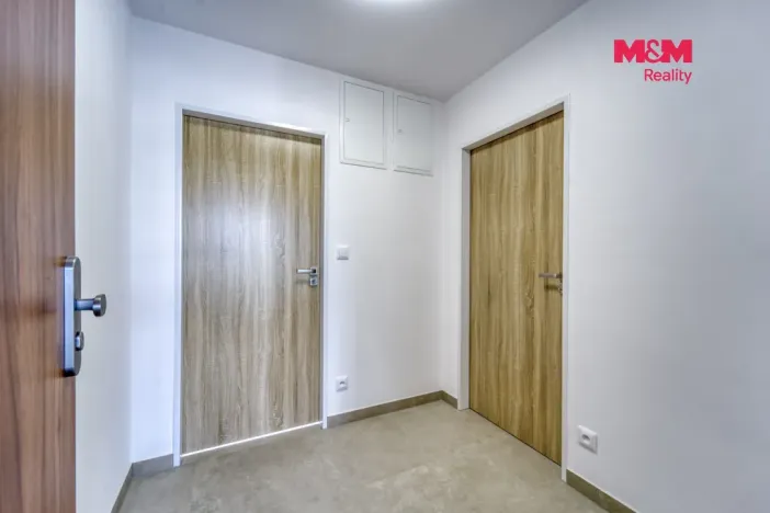 Pronájem bytu 1+1, Sušice - Sušice II, V Drahelinkách, 37 m2
