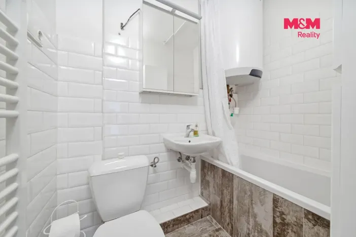 Prodej rodinného domu, Dolní Čermná, 220 m2