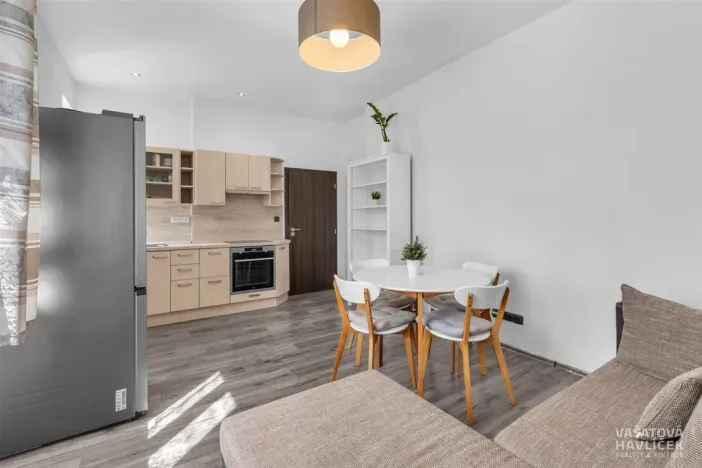 Prodej bytu 2+kk, Praha, Dolnoměcholupská, 45 m2