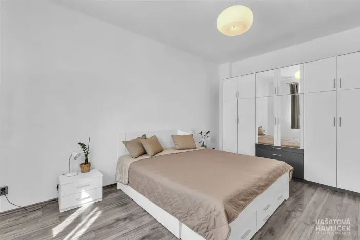 Prodej bytu 2+kk, Praha, Dolnoměcholupská, 45 m2