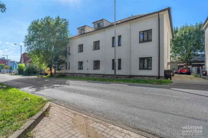 Prodej bytu 2+kk, Praha, Dolnoměcholupská, 45 m2
