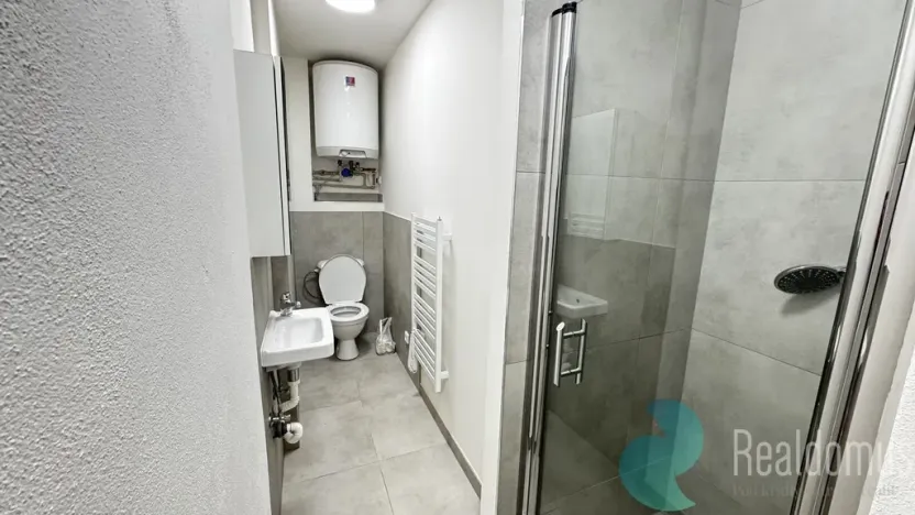 Pronájem bytu 1+1, Kaplice, Omlenická, 30 m2