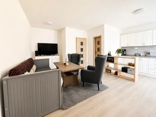 Pronájem bytu 2+kk, Česká Lípa, Červeného kříže, 50 m2