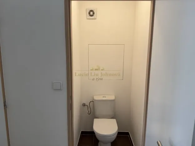 Prodej bytu 2+kk, Praha - Michle, Vokáčova, 38 m2