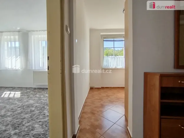 Pronájem bytu 3+1, Karlovy Vary, Poštovní, 62 m2