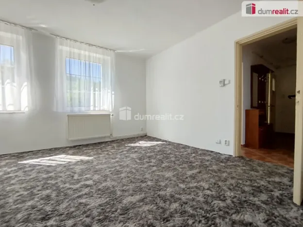 Pronájem bytu 3+1, Karlovy Vary, Poštovní, 62 m2