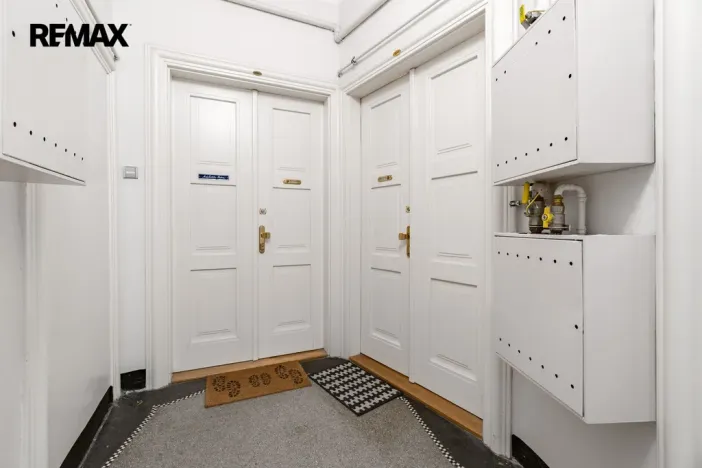 Pronájem bytu 2+kk, Praha - Staré Město, Kaprova, 58 m2