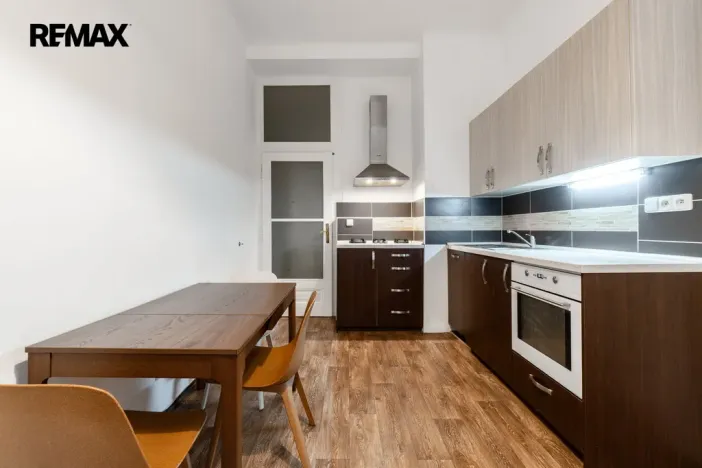 Pronájem bytu 2+kk, Praha - Staré Město, Kaprova, 58 m2