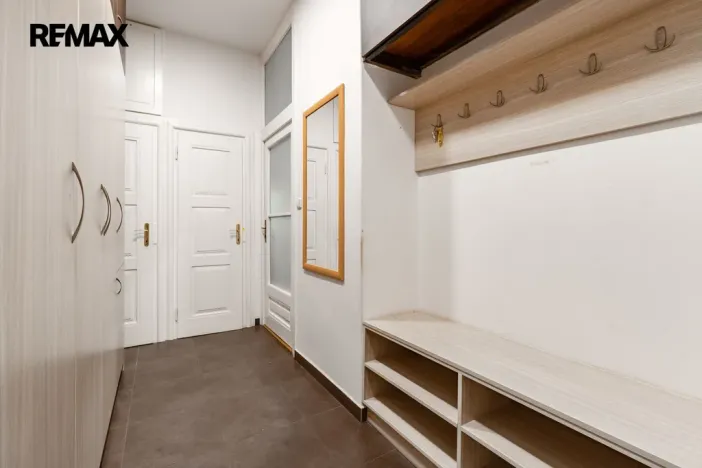 Pronájem bytu 2+kk, Praha - Staré Město, Kaprova, 58 m2