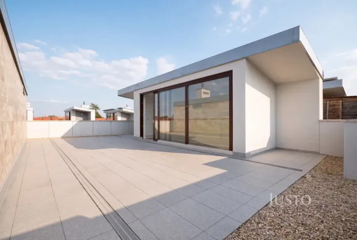 Prodej rodinného domu, Praha - Libuš, V Hrobech, 279 m2
