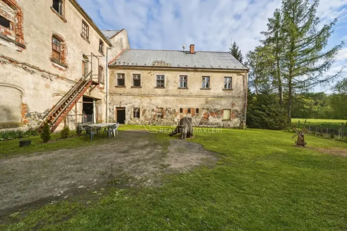 Prodej rodinného domu, Frýdlant, Zámecká, 2260 m2