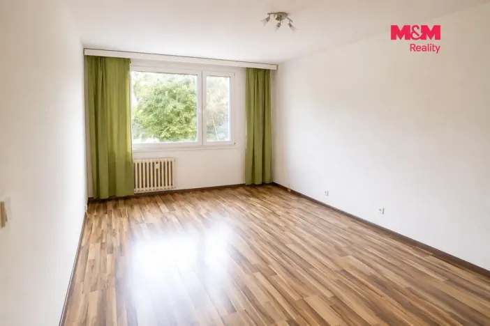 Pronájem bytu 1+1, Chomutov, Holešická, 36 m2