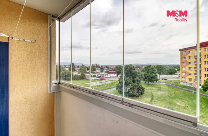 Prodej bytu 2+1, Chomutov, Pod Břízami, 61 m2