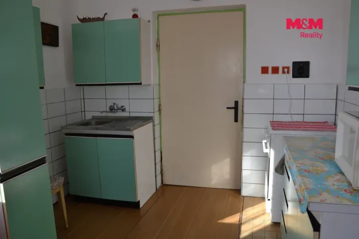 Prodej rodinného domu, Vestec, 349 m2
