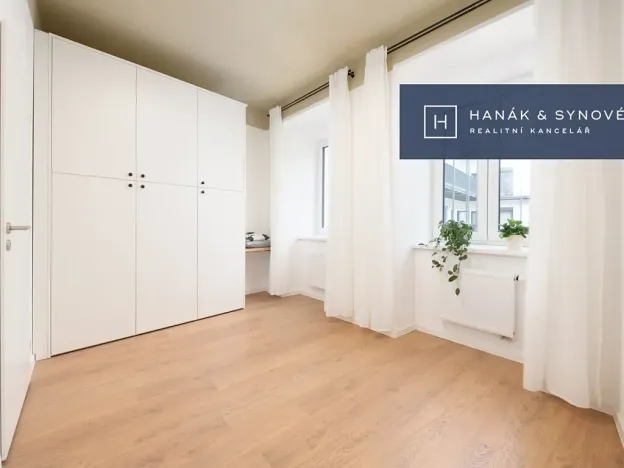 Pronájem bytu 2+kk, Brno, Francouzská, 40 m2
