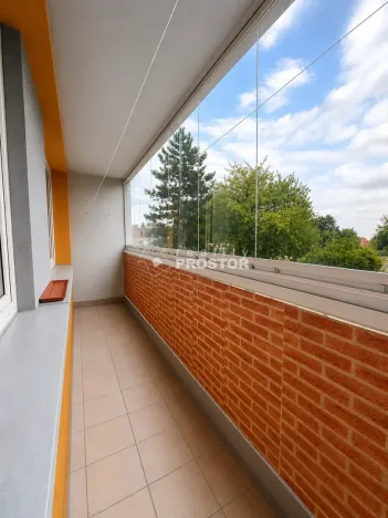 Prodej bytu 3+1, Praha - Prosek, Pískovcová, 77 m2