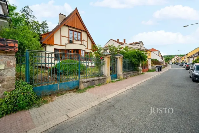 Prodej rodinného domu, Bílovice nad Svitavou, Komenského, 153 m2