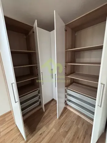 Pronájem bytu 2+kk, Plzeň, Vochovská, 48 m2