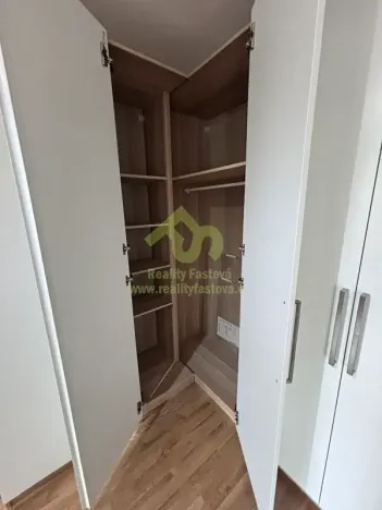 Pronájem bytu 2+kk, Plzeň, Vochovská, 48 m2