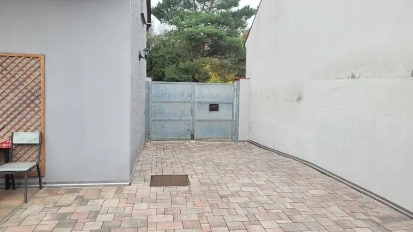 Prodej rodinného domu, Straškov-Vodochody - Straškov, 100 m2