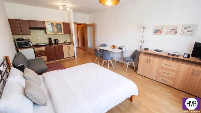 Prodej bytu 1+kk, Poděbrady, Studentská, 32 m2