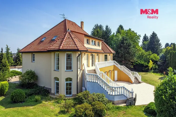 Pronájem rodinného domu, Říčany - Radošovice, Mozartova, 395 m2