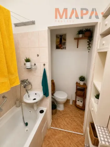 Pronájem bytu 1+1, Jirkov, Na Borku, 40 m2