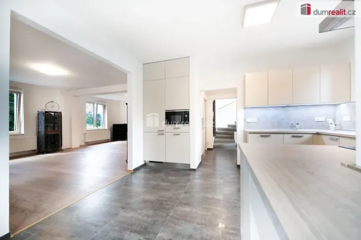 Prodej rodinného domu, Praha - Dolní Chabry, Ledčická, 224 m2