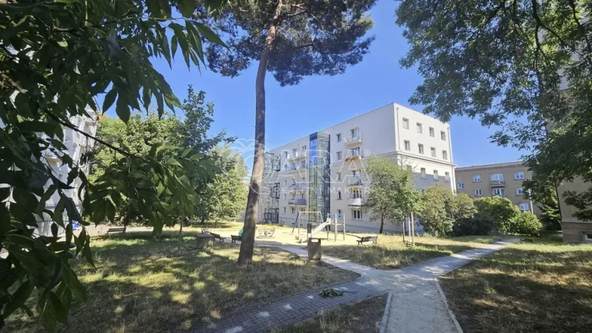 Pronájem bytu 2+1, Praha - Vokovice, Kladenská, 52 m2