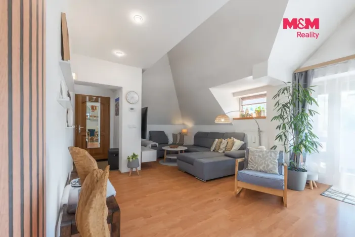 Prodej komerční nemovitosti, Luhačovice, Masarykova, 180 m2