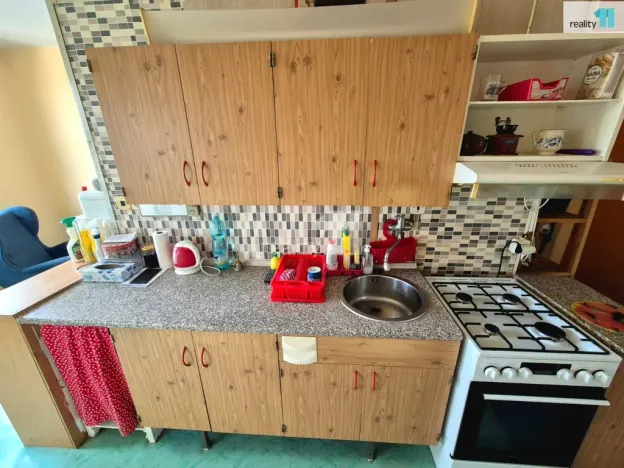 Prodej bytu 3+1, Cheb, Lomená, 64 m2