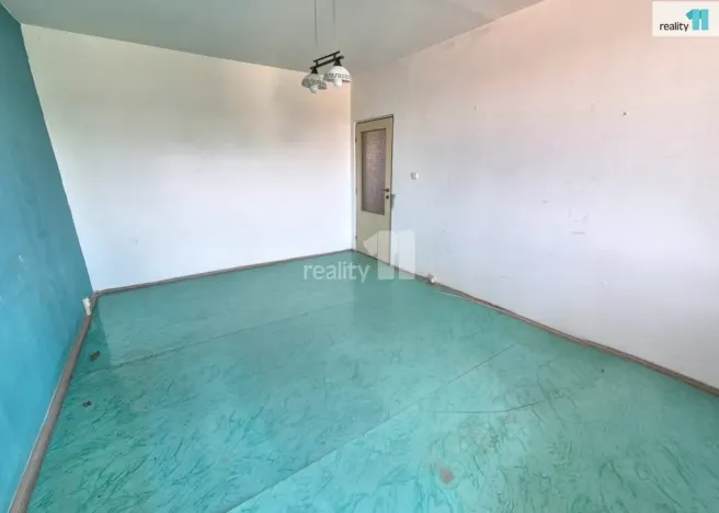 Prodej bytu 3+1, Cheb, Lomená, 64 m2