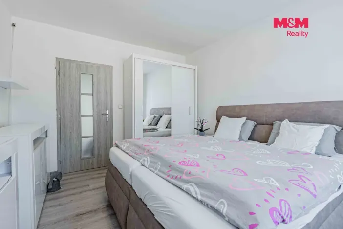 Prodej bytu 2+1, Karviná - Mizerov, tř. 17. listopadu, 57 m2