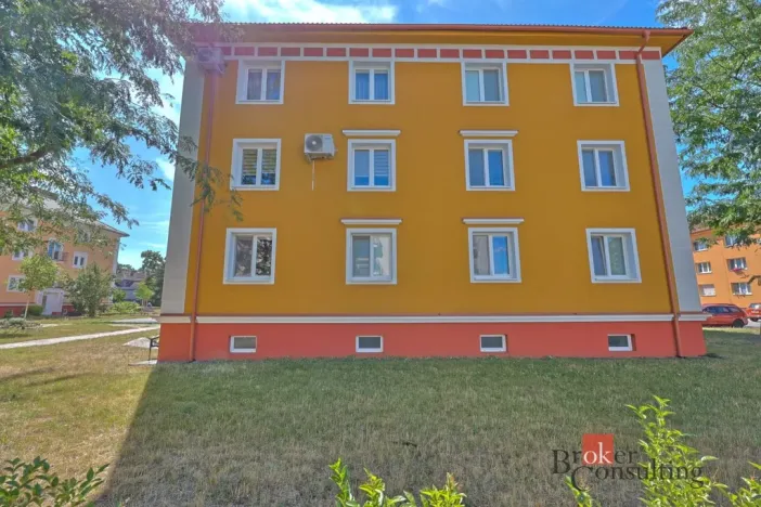 Prodej bytu 2+1, Hodonín, J. Suka, 58 m2