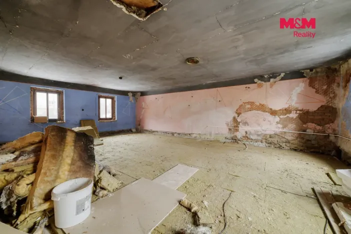 Prodej rodinného domu, Stráž nad Ohří - Boč, 500 m2
