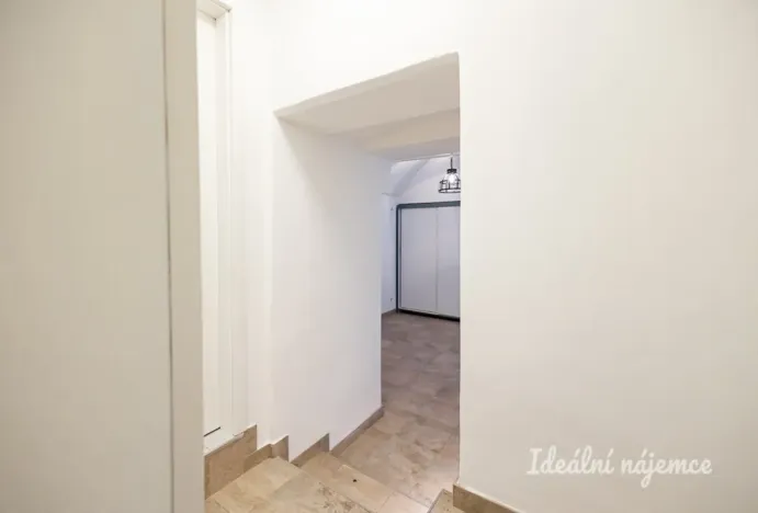 Pronájem bytu 1+kk, Říčany - Voděrádky, Voděradská, 31 m2