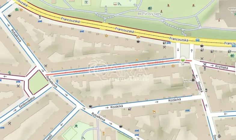 Pronájem garážového stání, Praha - Vinohrady, Voroněžská, 15 m2
